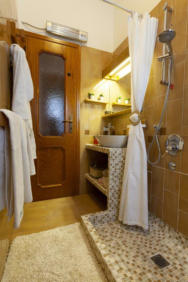 Casa Stema Apartment Meda Bagian luar foto